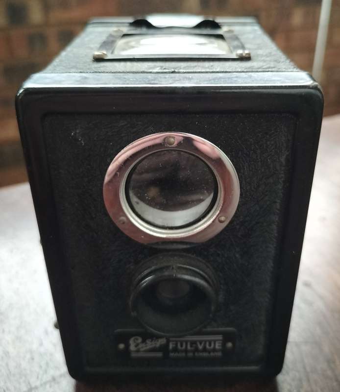 Ensign Ful-View metal camera in original box