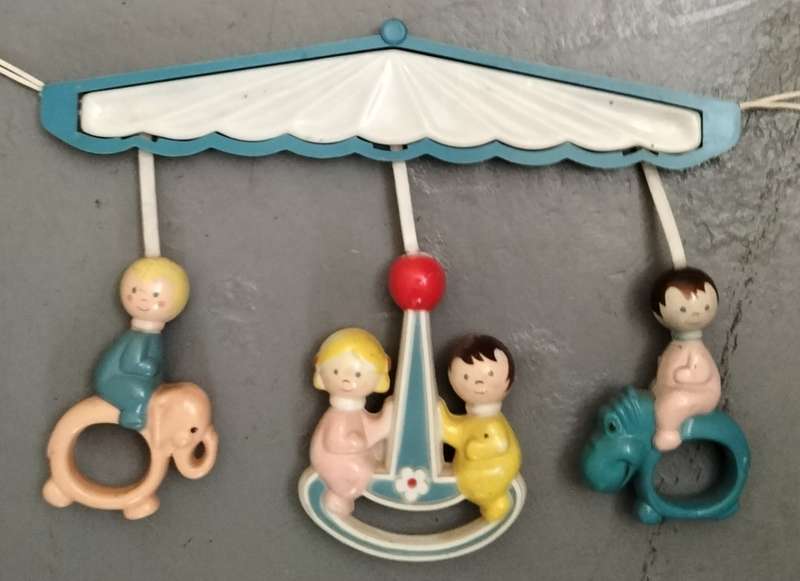 Vintage rattle (hangs in baby cot) - Made in Hong Kong