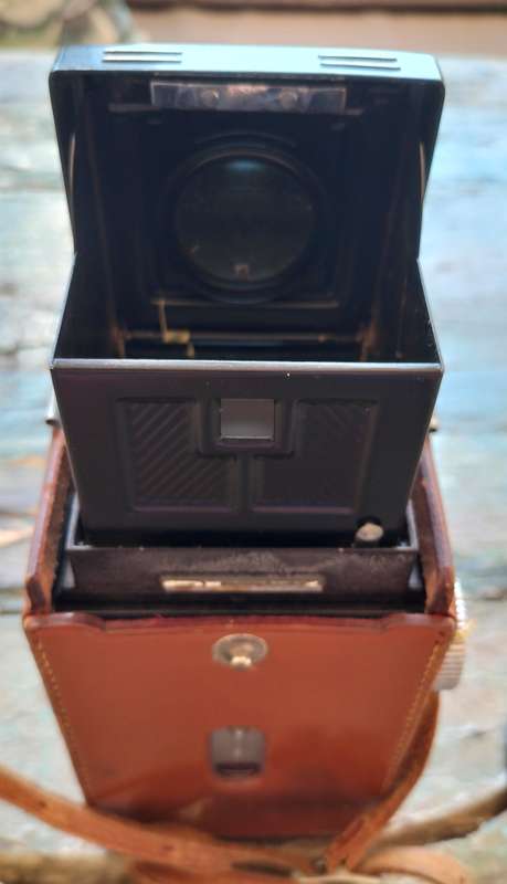 Yashica A - Twin lens Reflex - 1959