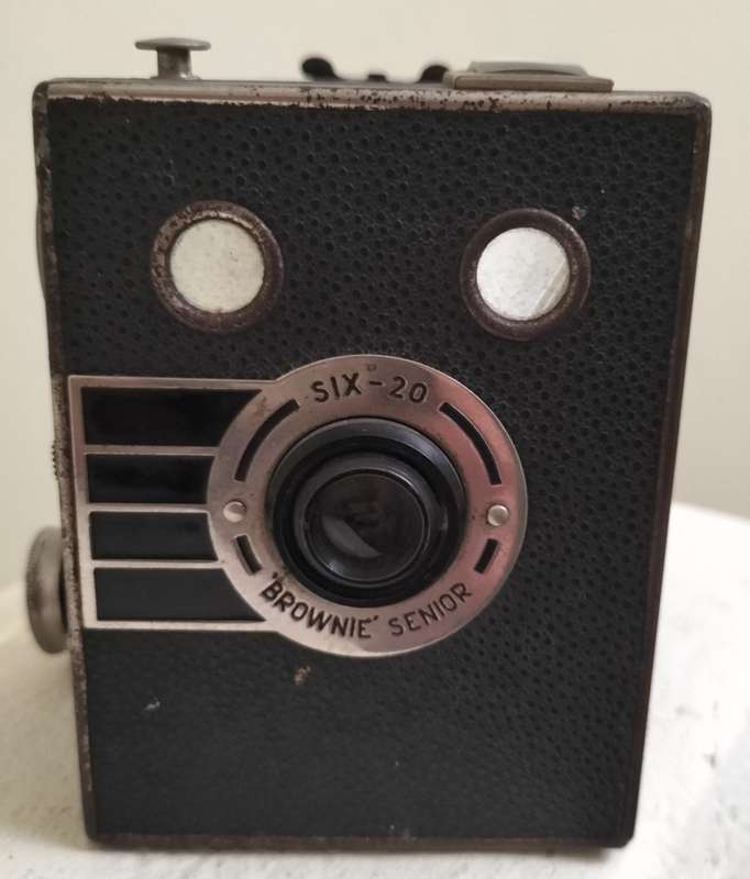 Vintage Kodak - Brownie Senior - Six20 - ART DECO box camera