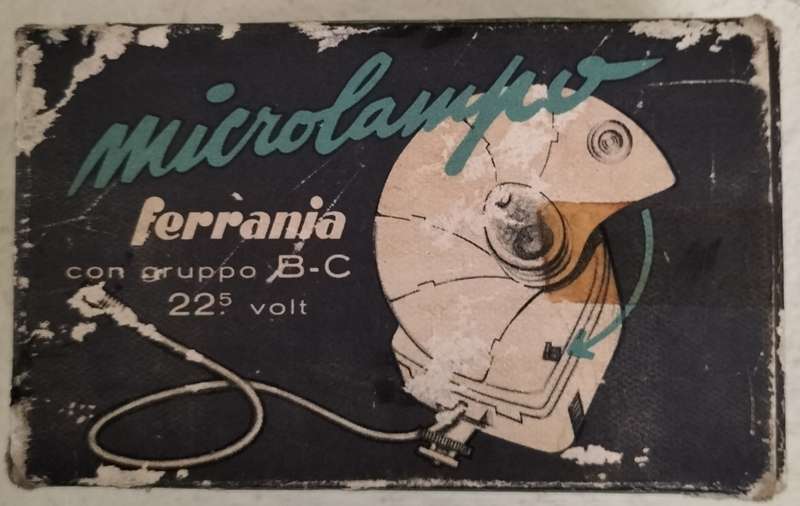 New old stock - Ferrania flash in box - unused