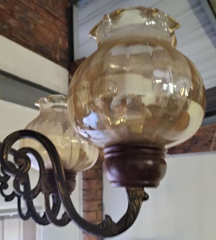 Vintage lampshade / chandelier (x 5 lampshades) - Brass and wood