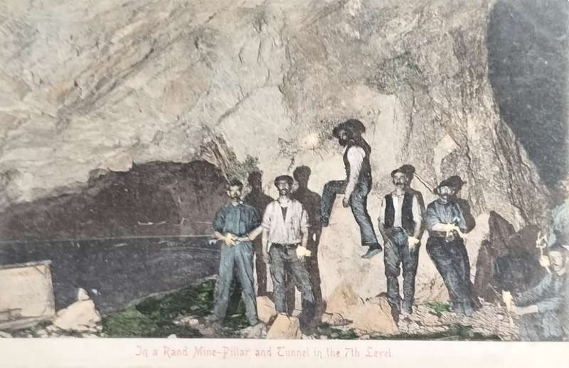 Vintage post card - South Africa - Gold mining