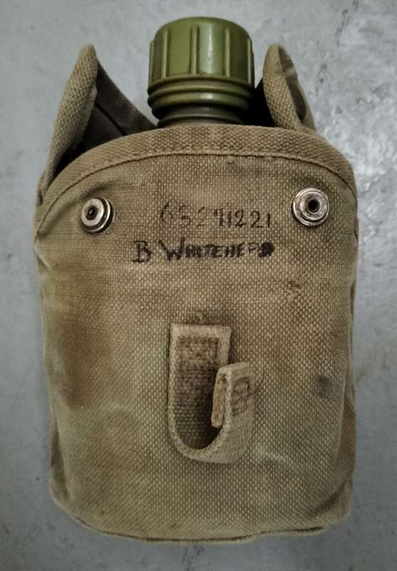 Vintage Army water bottles (x 2) - damaged lid