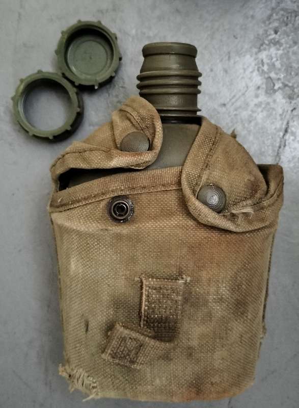 Vintage Army water bottles (x 2) - damaged lid