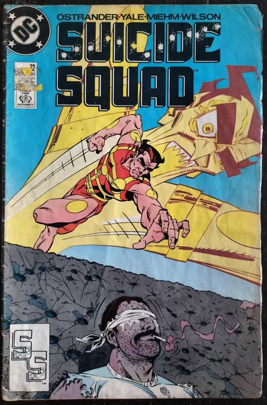 Vintage DC Comic - Suicide Squad #32 (with issue)