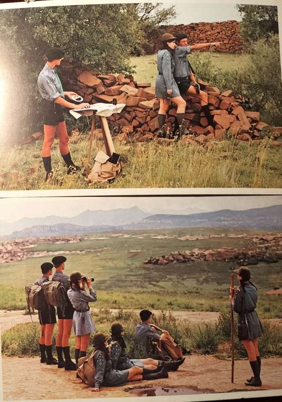 Vootrekker poskaarte / post cards (x 2) - unused