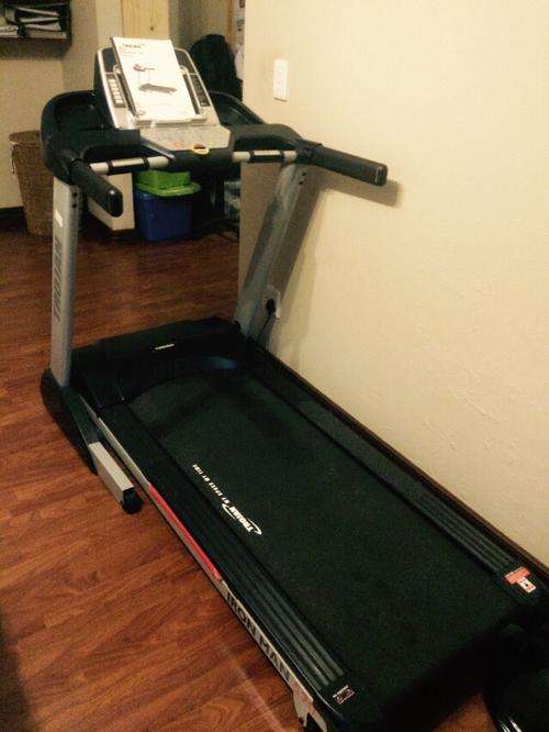 Trojan Ironman 520 treadmill