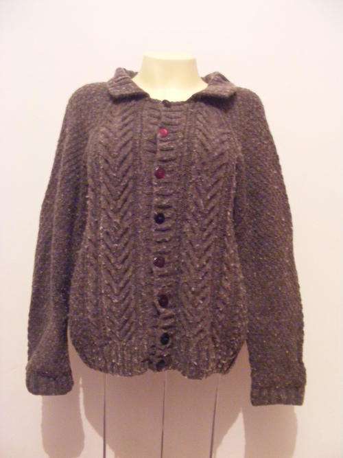 VINTAGE Faded brown puffy cardigan
