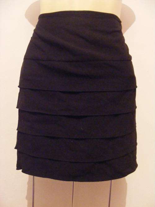 Black frill pencil skirt