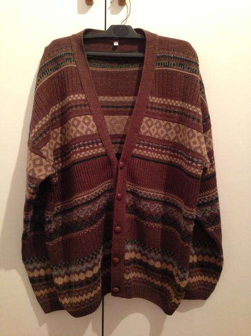 VINTAGE Beautiful cardigan