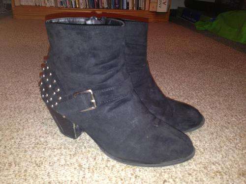 Ladies studded ankle boots
