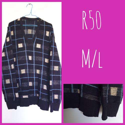 VINTAGE Blue pattered jersey