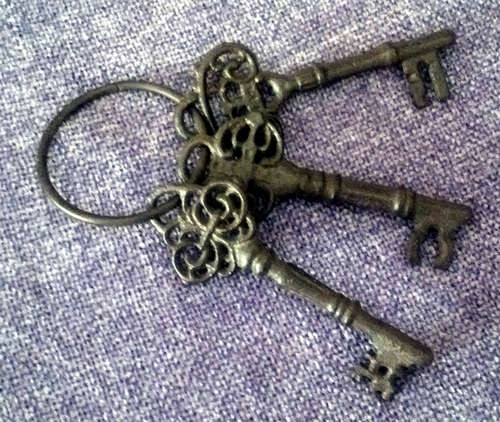 Set of Three Vintage Display Keys