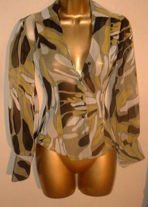 8 / 32 New ladies green fitted shirt