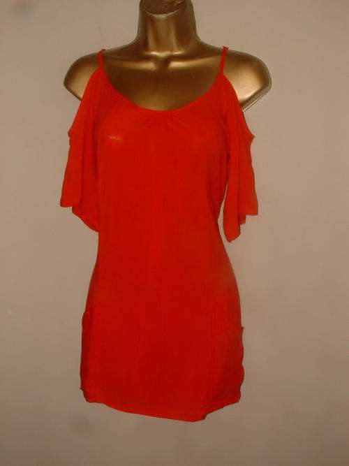 8 / 32  New ladies red drop shoulder top with pockets