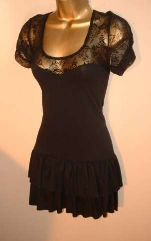 10 / 34 generous sizing black lace dress or long top