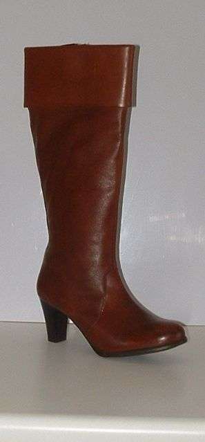 Size 6 New brown 100% LEATHER boots - Imported.