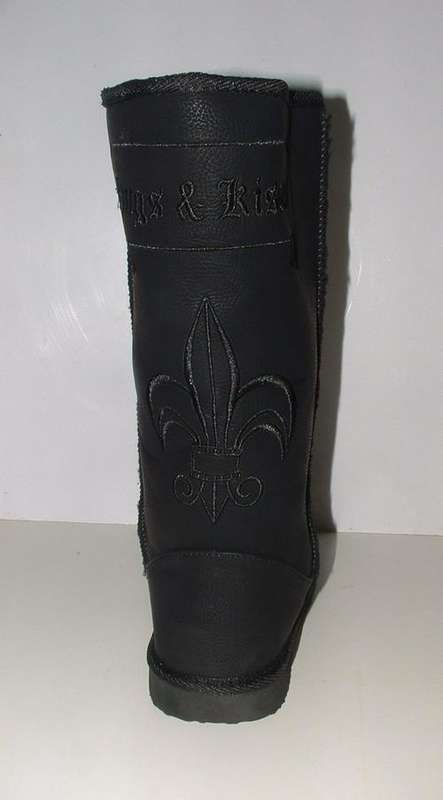Size 4         New tattoo style ugg BLACK boots    MUST SEE