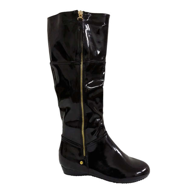 Size 6       Vogue   Flat black    Boots with zip detail.