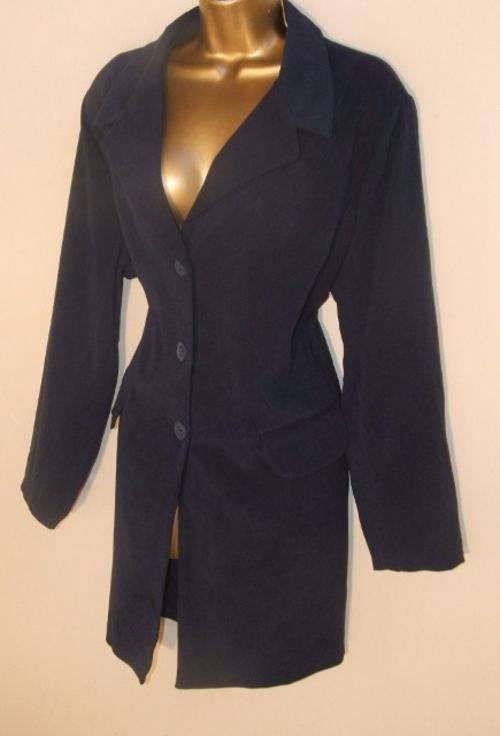 46 or 48 Plus Size Ladies pants and Jacket suit set Navy Blue