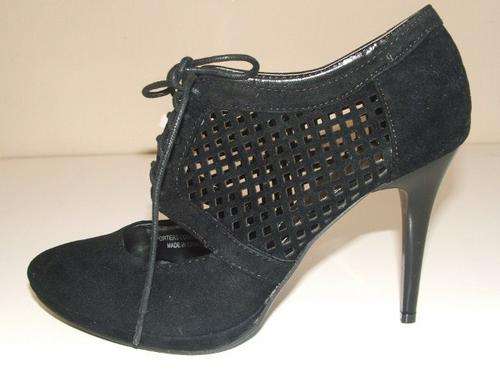 Size 7  last Pair new ladies black high heel shoes STUNNING ON!!