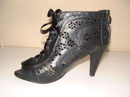 size 4 / 36 black or 7 /40 tan New boxed LAST PAIR black cut out shoe boot with satin lacing - Hot