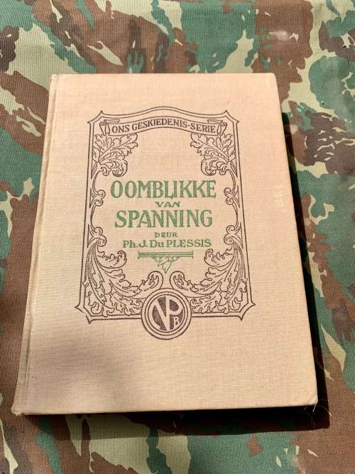 Rare Africana Book- Oomblikke van Spanning-Geskiedenis Serie. Crazy Start