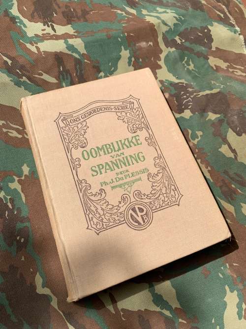 Rare Africana Book- Oomblikke van Spanning-Geskiedenis Serie. Crazy Start