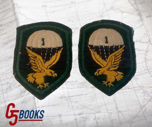 1 Parachute Bn Cloth Flashes x2