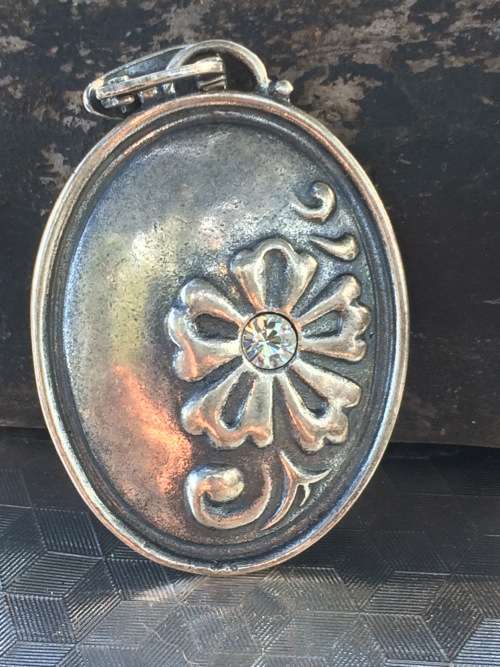 MIGLIO PENDANT.
