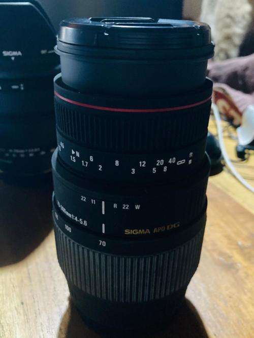 CANON EOS 40D CAMERA WITH TWO LENSES AND A BAG