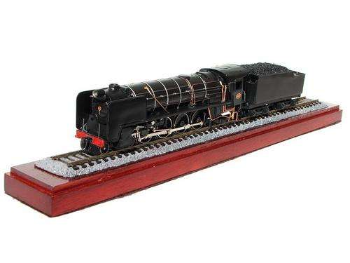 NEW HO scale South African Railways (SAR) 15F Steam Locomotive