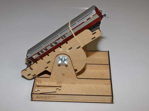 250mm Longitudinal swivel building jig