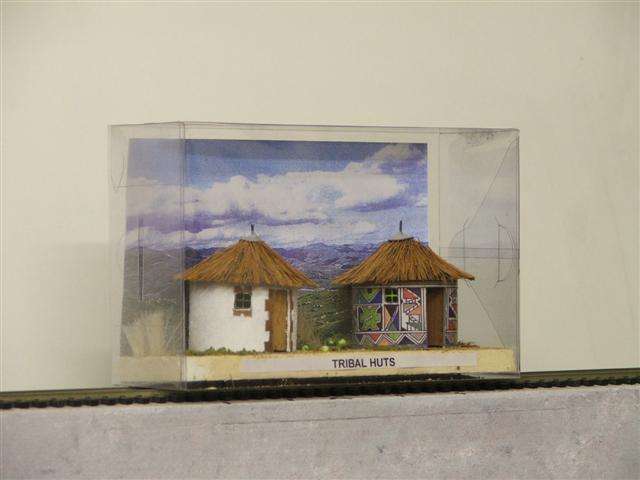 HO (1/87) scale: Tribal Huts