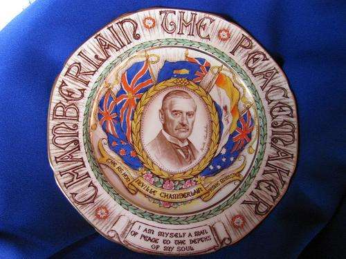 PARAGON CHAMBERLAIN THE PEACEMAKER 1933 MEMORIAL PLATE