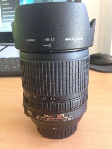 Nikon  VR 18-105 DX lens in excellent condition