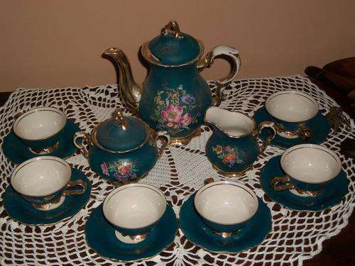 BAVARIA TEASET SMALL SIZE. PRICE REDUCED!!!!!!!!!!
