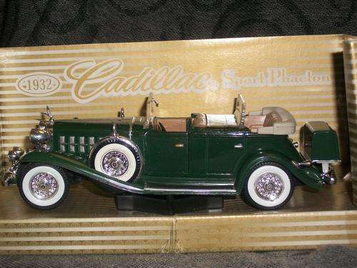 CADILLAC SPORT PHAETON 1932. SCALE; 1/32