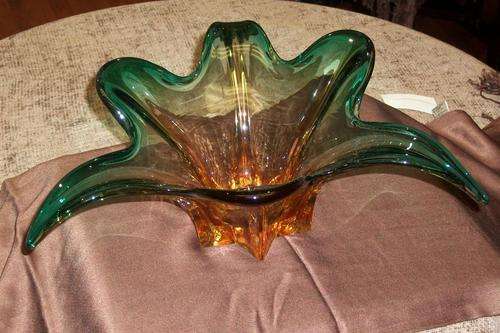 MURANO GLASS. SIZE; 34CM x 34CM