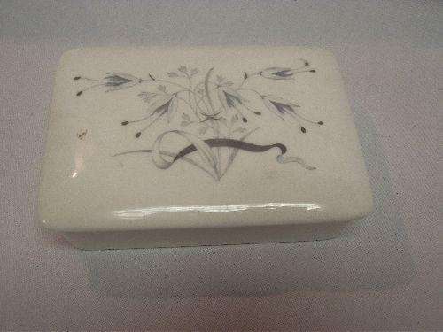PORCELAIN WEDGWOOD TRINKET HOLDER