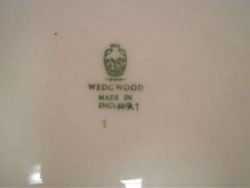 PORCELAIN WEDGWOOD TRINKET HOLDER