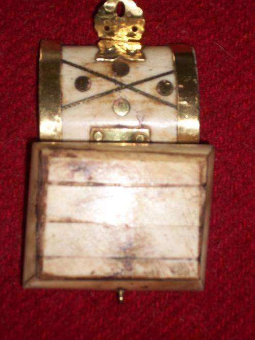 4 X BONE AND BRASS TRINKET BOXES (RING BOXES)