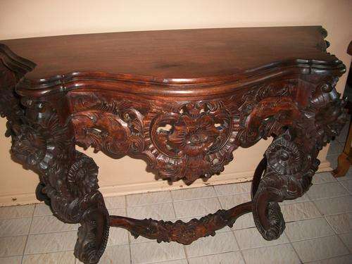 BEAUTIFUL MAHOGAN CARVED SOLID WOOD HALFMOON. SIZE: 140CM X 50CM. PRICE REDUCED!!!!!