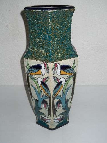 AMPHORA CZECHOSLOVAKIA VASE. SIZE 34CM