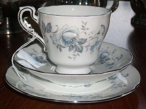 PORCELAIN TRIO, ROYAL STANDARD