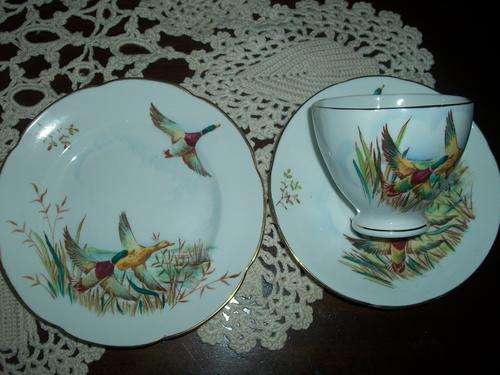 ROYAL STUART TRIO. PUDO R67.00