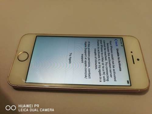 IPhone SE Pink Edition - Icloud locked