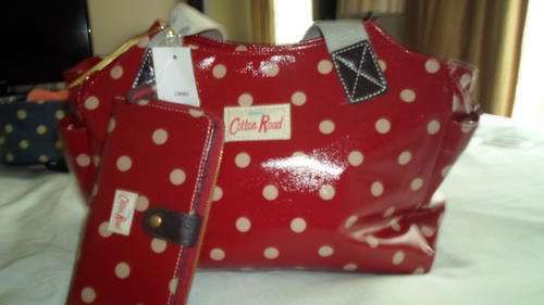 COTTON ROAD HANDBAG AND PURSE RED WITH POLKA DOTS