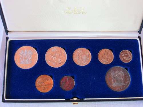 1987 Proof set in SAM box with Silver R1